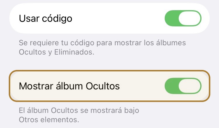 Ajustes de Fotos en iOS 26 con el ajuste Mostrar álbum Ocultos resaltado y activado