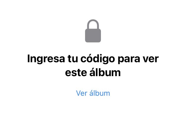 Álbum Ocultos bloqueado en iOS 27 con el texto «Ingresa tu código para ver este álbum» y el botón Ver álbum